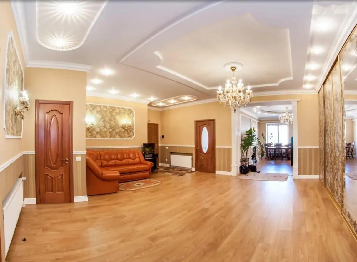 Квартира · 3 кімнати