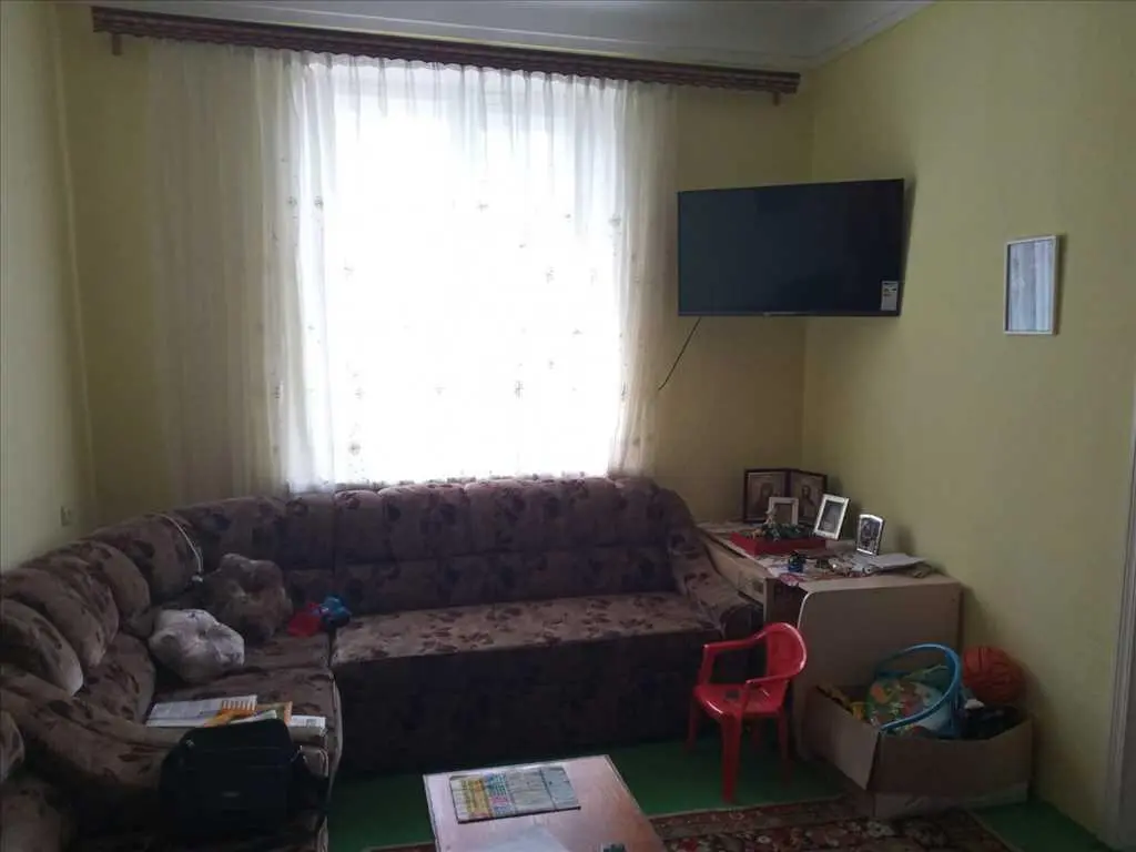 Квартира · 3 кімнати — Браїлки