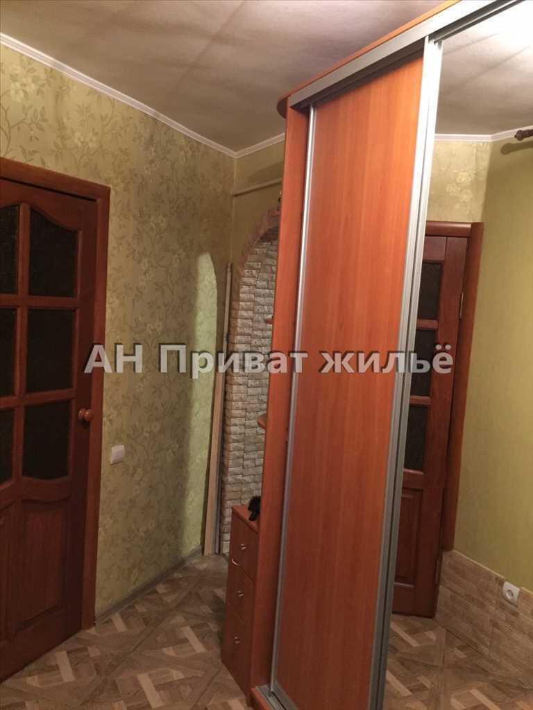 Будинок — Лісок