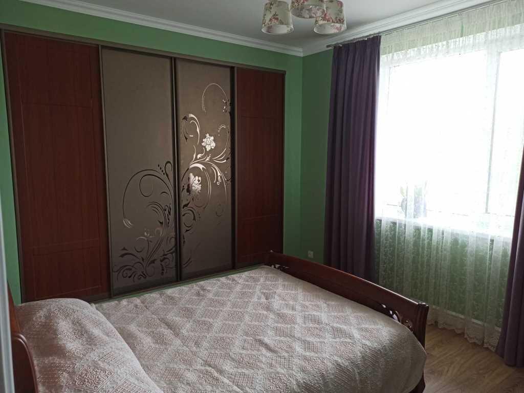 Будинок — Яківці