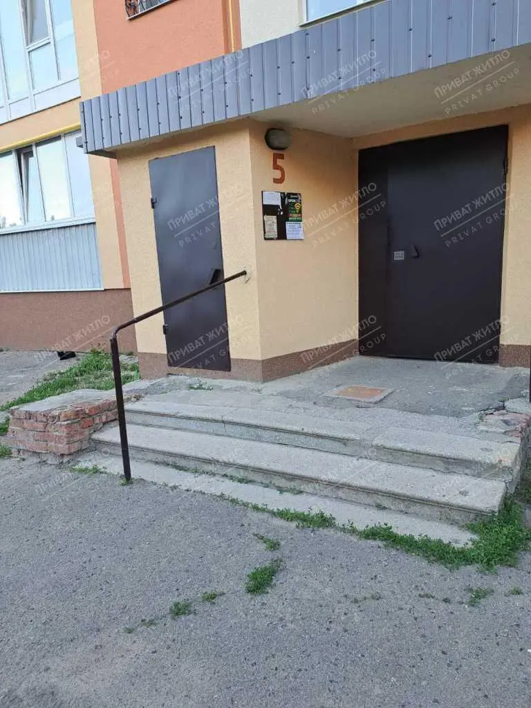 Квартира · 3 кімнати
