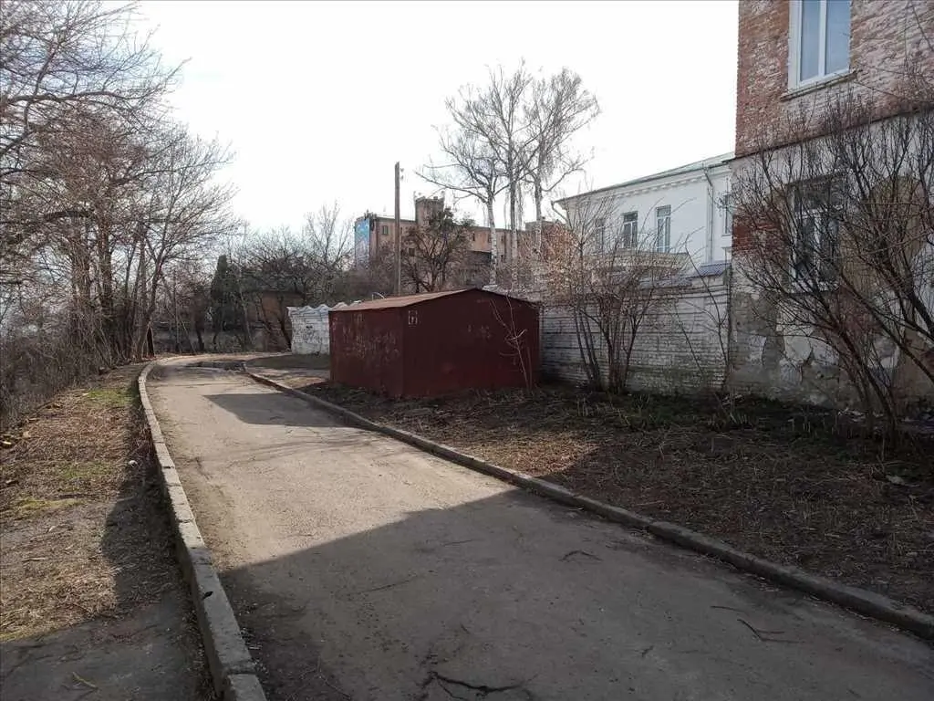 Будинок — Центр