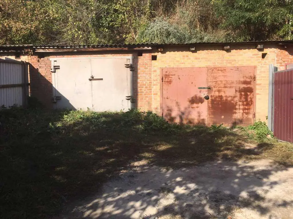 Квартира · 4+ кімнати — Поділ