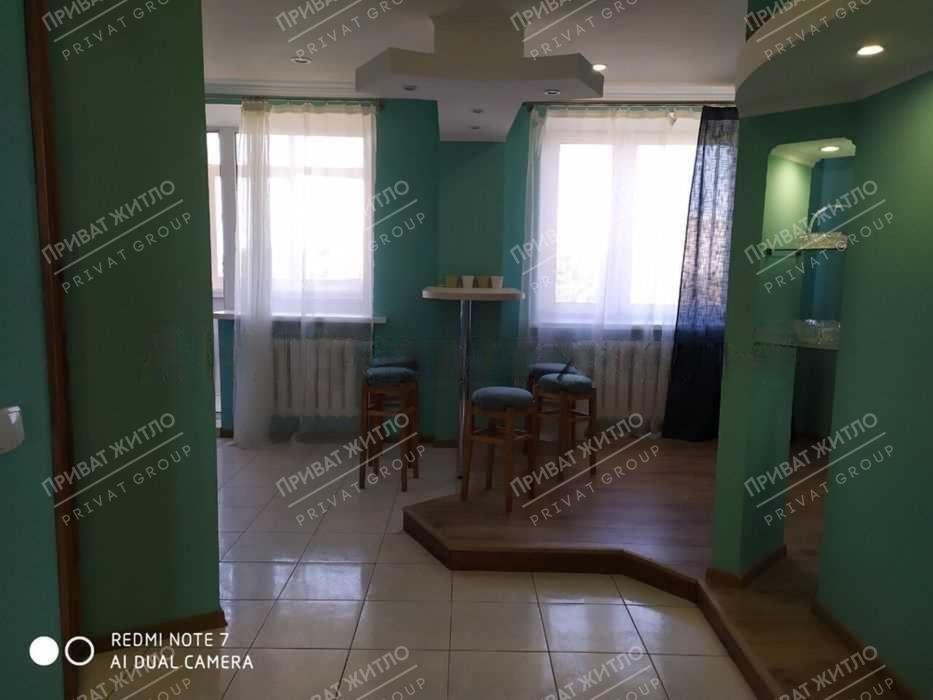 Квартира · 3 кімнати