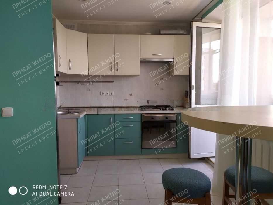 Квартира · 3 кімнати