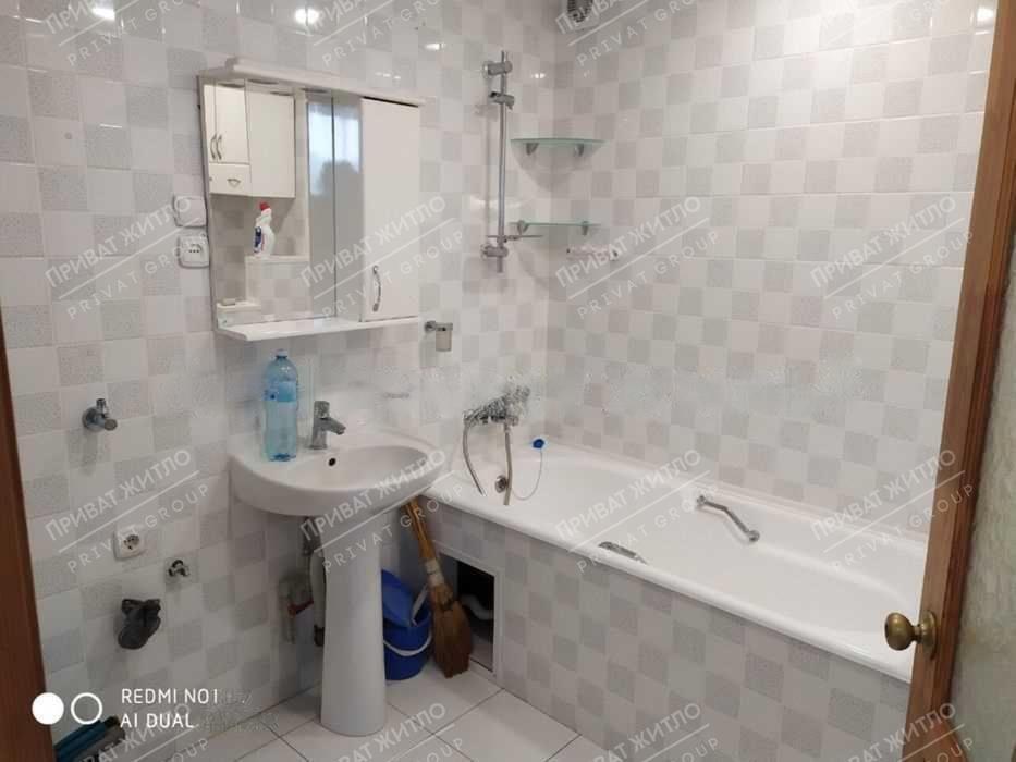 Квартира · 3 кімнати — Поділ
