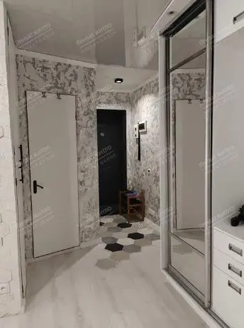 Квартира · 3 кімнати — Браїлки
