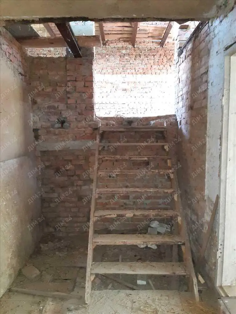 Будинок — Тахтаулове