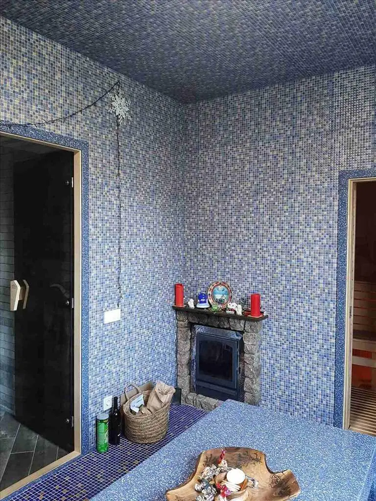 Будинок — Безручки
