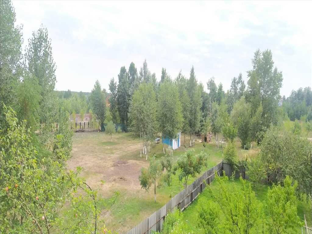 Будинок — Лісок