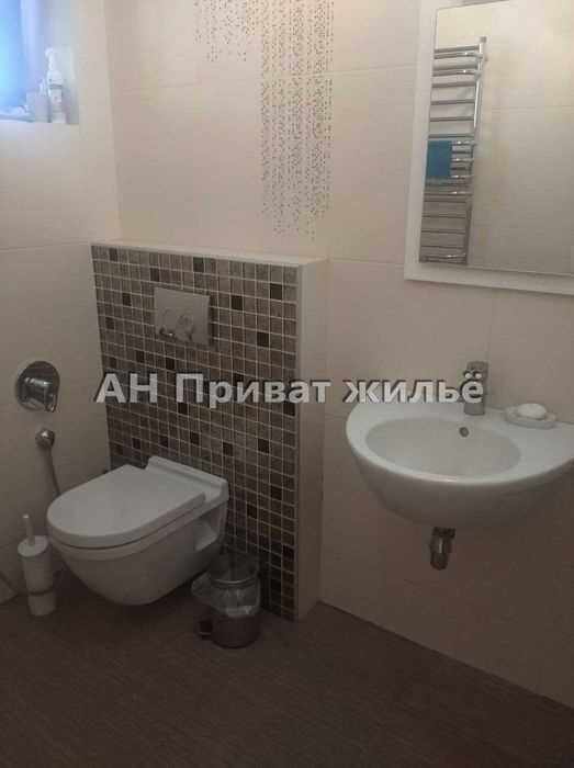 Будинок — Яр