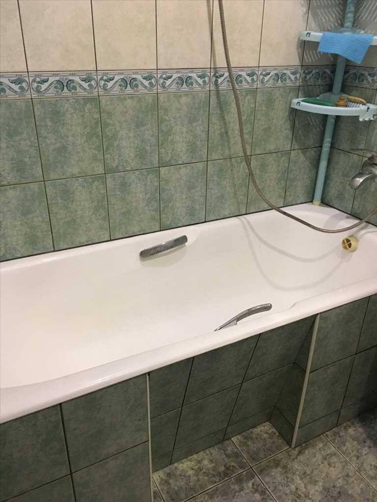 Квартира · 3 кімнати — Центр