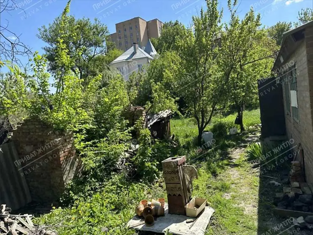 Будинок — Центр