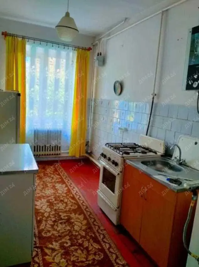 Будинок — Чутове