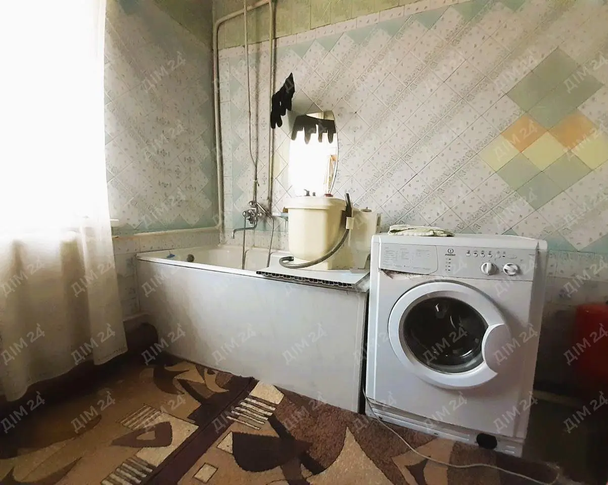 Будинок — Бричківка