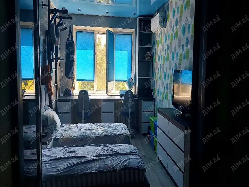 Квартира · 3 кімнати