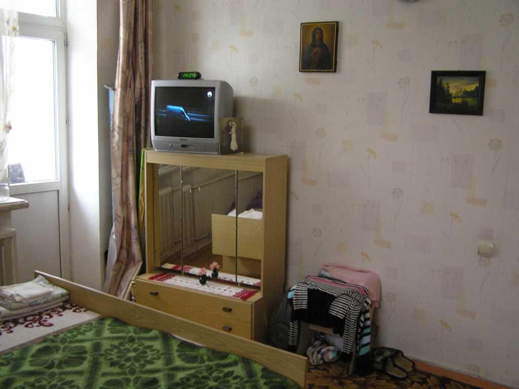 Квартира · 3 кімнати — Центр