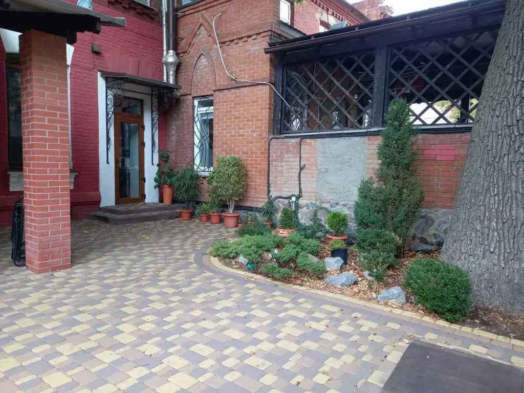 Квартира · 2 кімнати — Центр