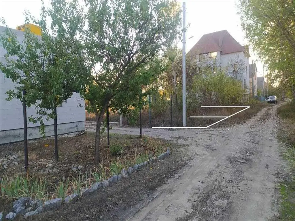 Ділянка — Лісок