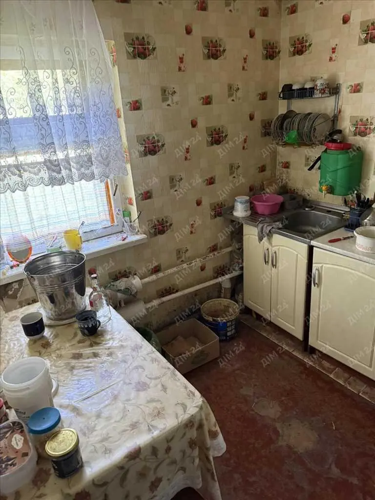 Будинок — Бричківка