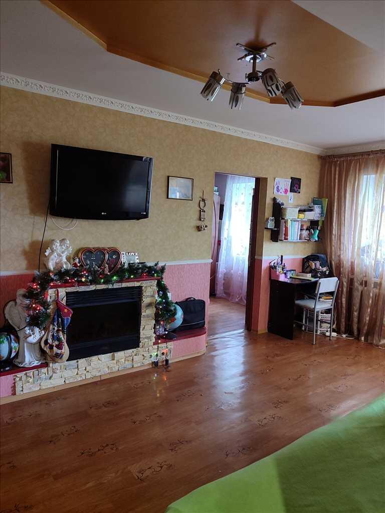 Квартира · 3 кімнати