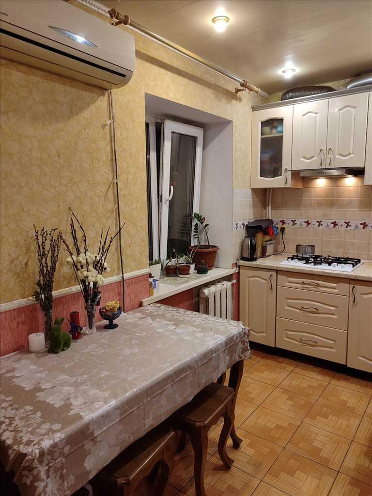 Квартира · 3 кімнати
