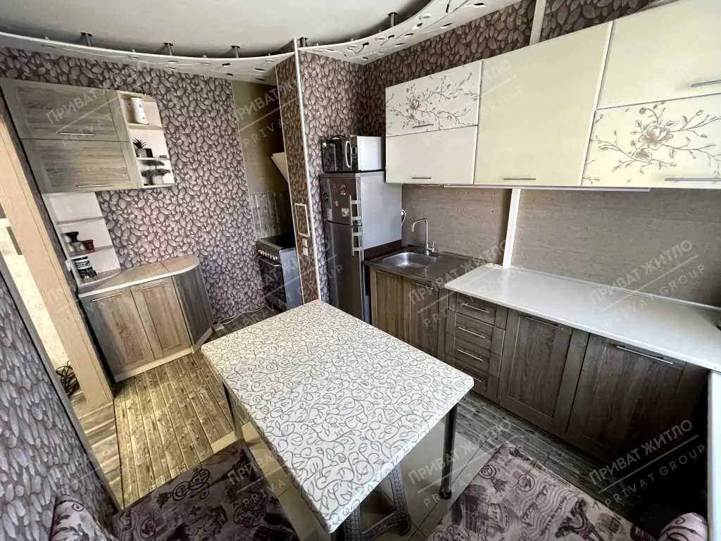 Квартира · 3 кімнати — Сади 1