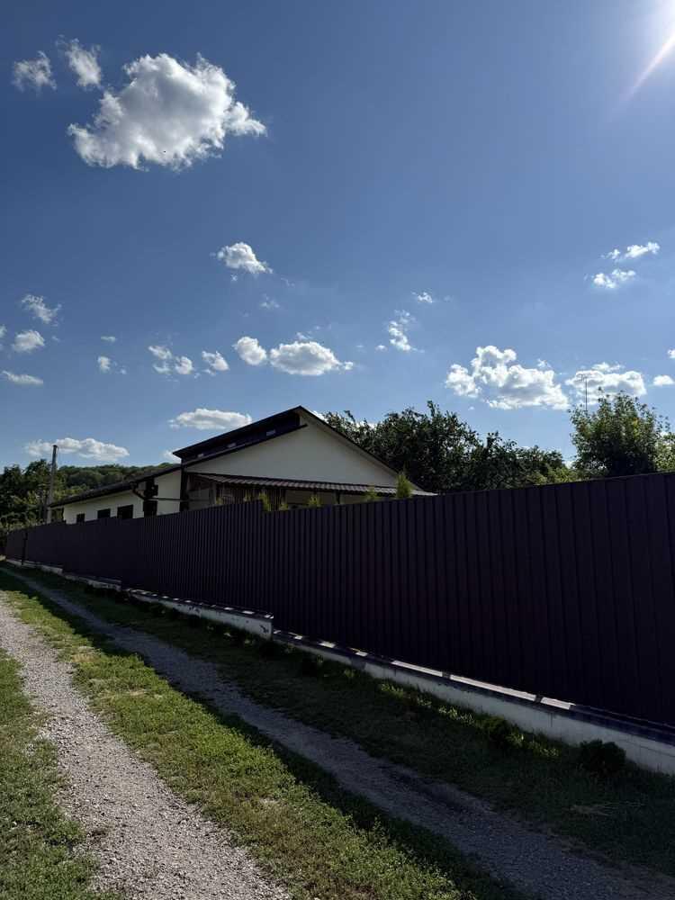 Будинок — Петрівка