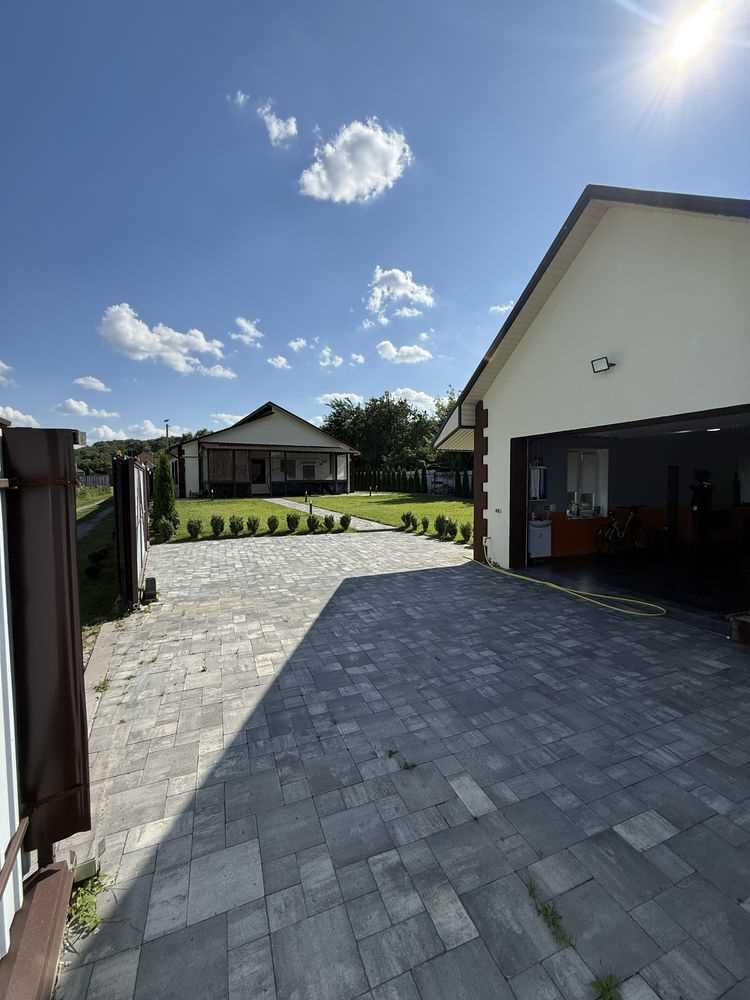 Будинок — Петрівка