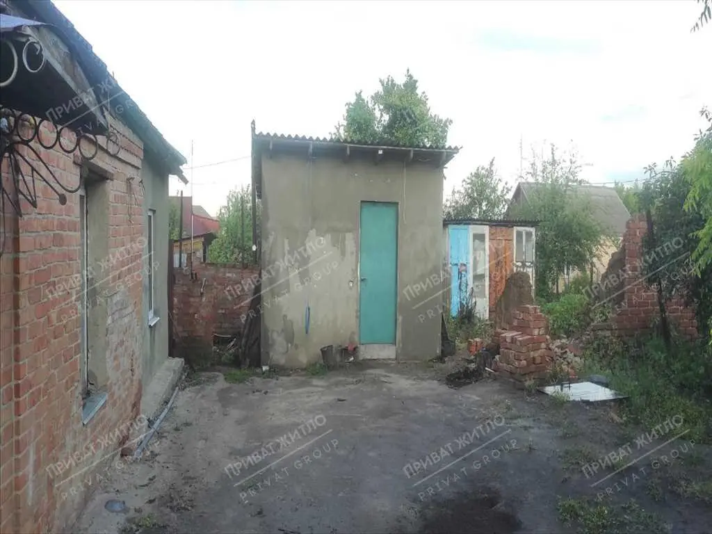 Будинок — Карлівка