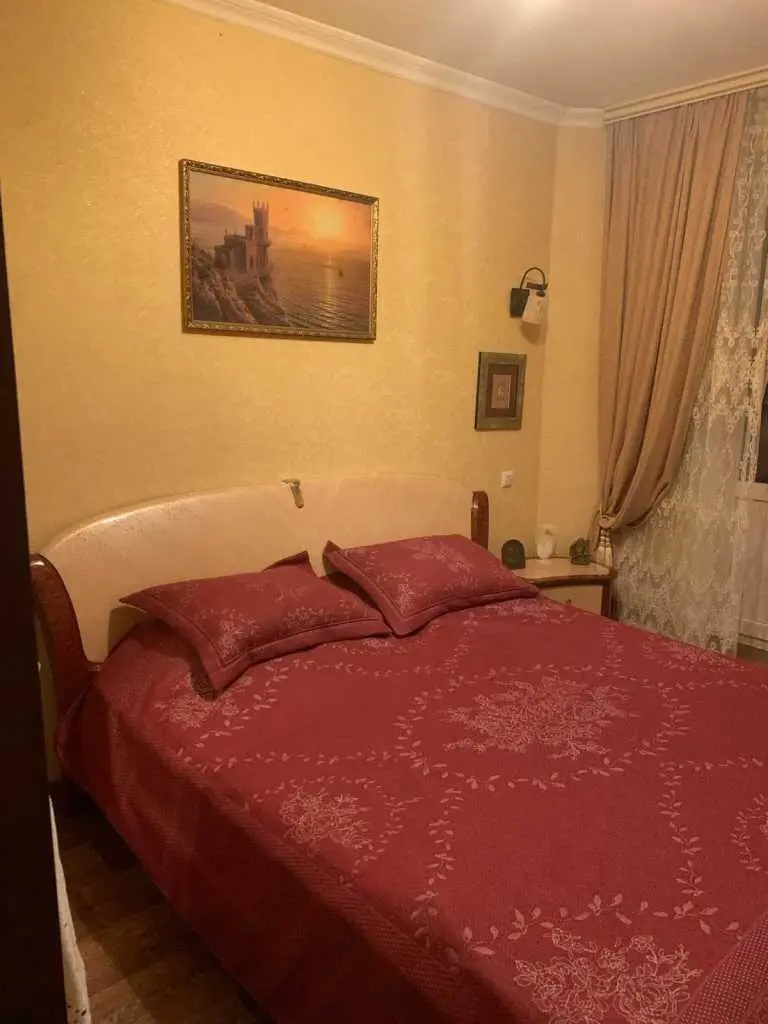 Квартира · 3 кімнати