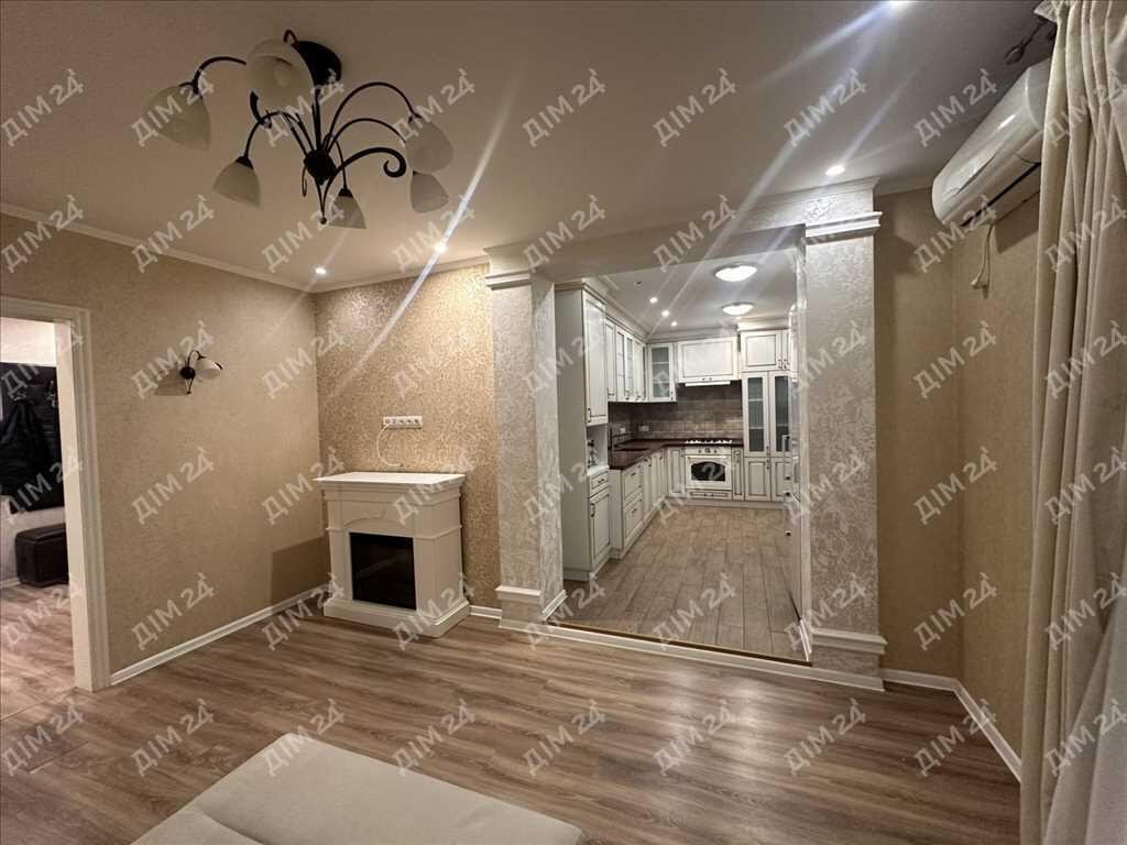 Квартира · 3 кімнати