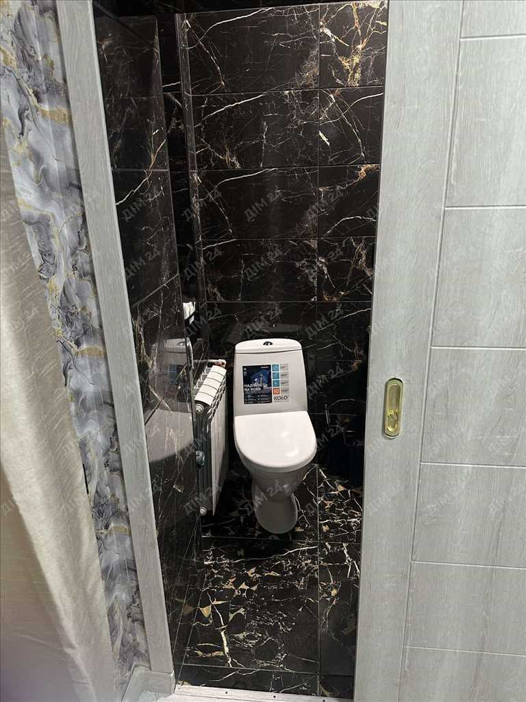 Квартира · 3 кімнати — Монастирська Гора