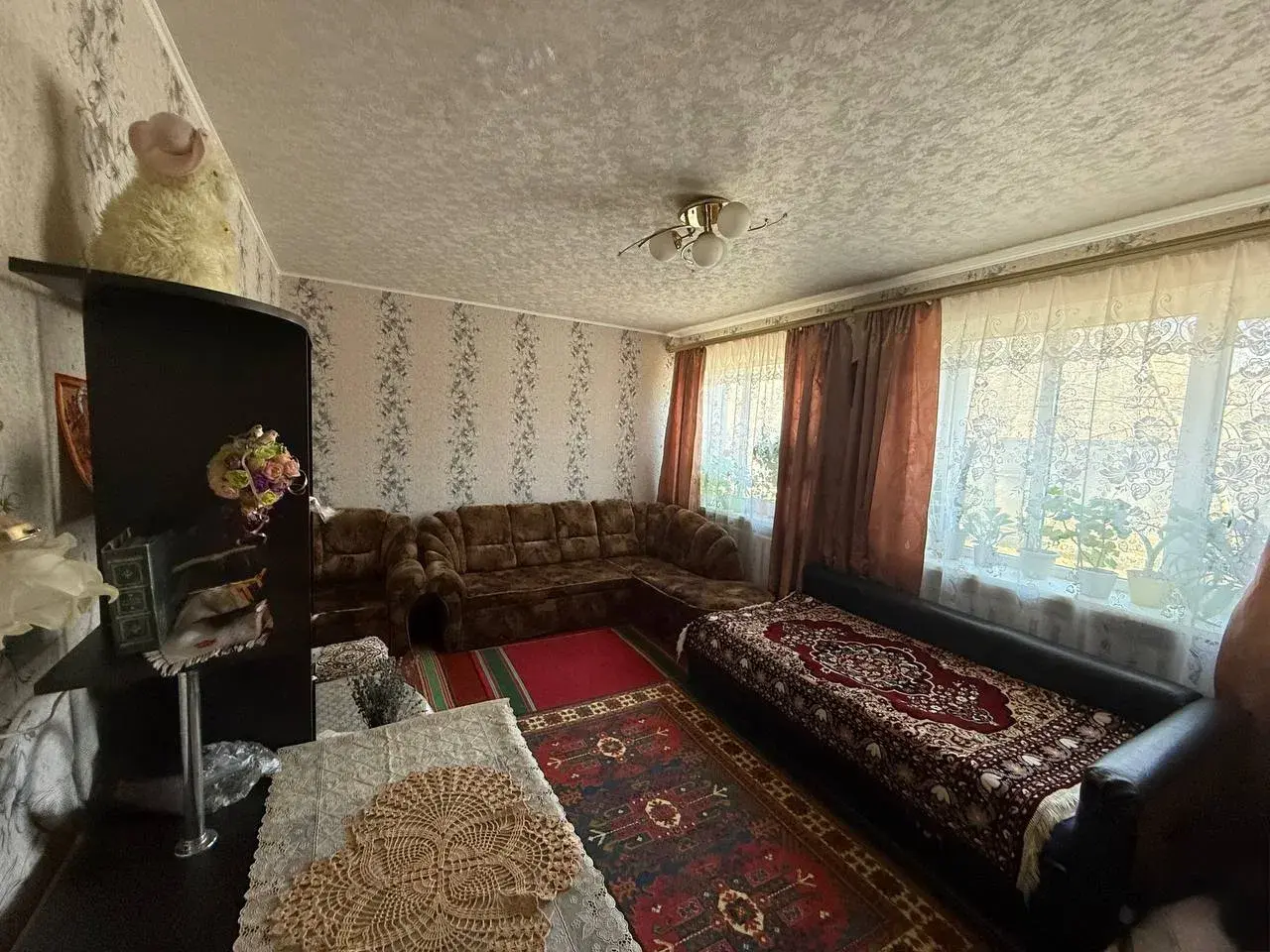 Будинок — Монастирська Гора