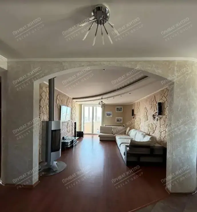Квартира · 3 кімнати