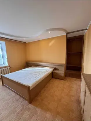 Квартира · 3 кімнати — Інститут зв`язку