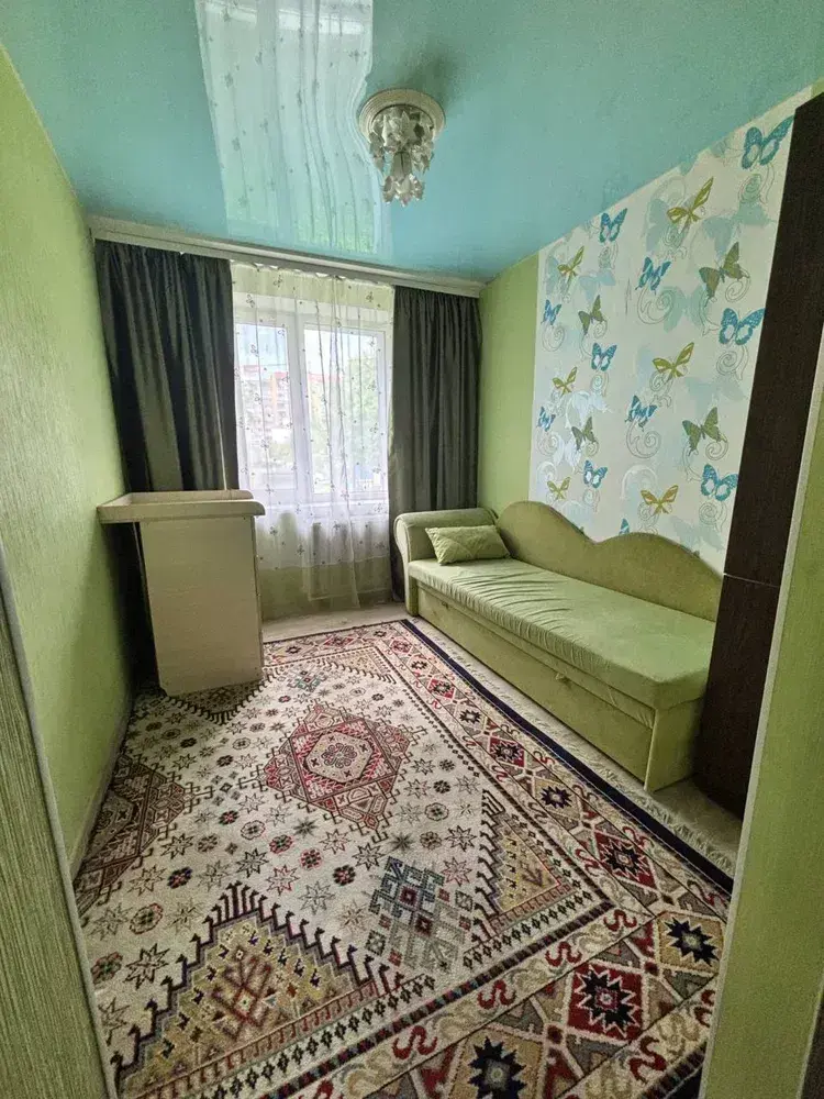 Квартира · 3 кімнати — Інститут зв`язку