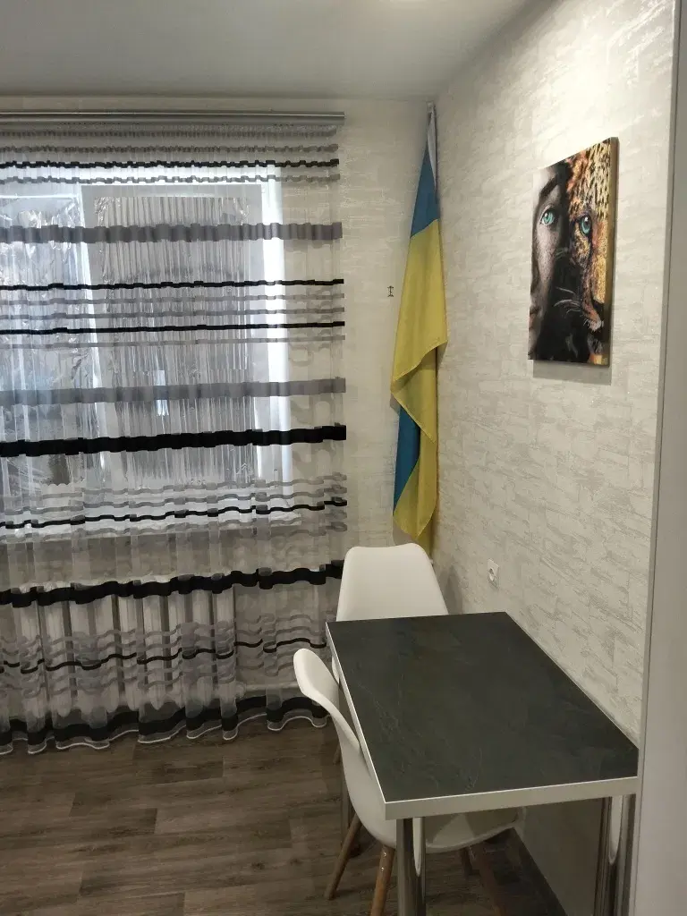 Квартира · 2 кімнати — Алмазний