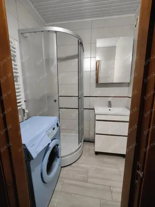Квартира · 3 кімнати — Розсошенці