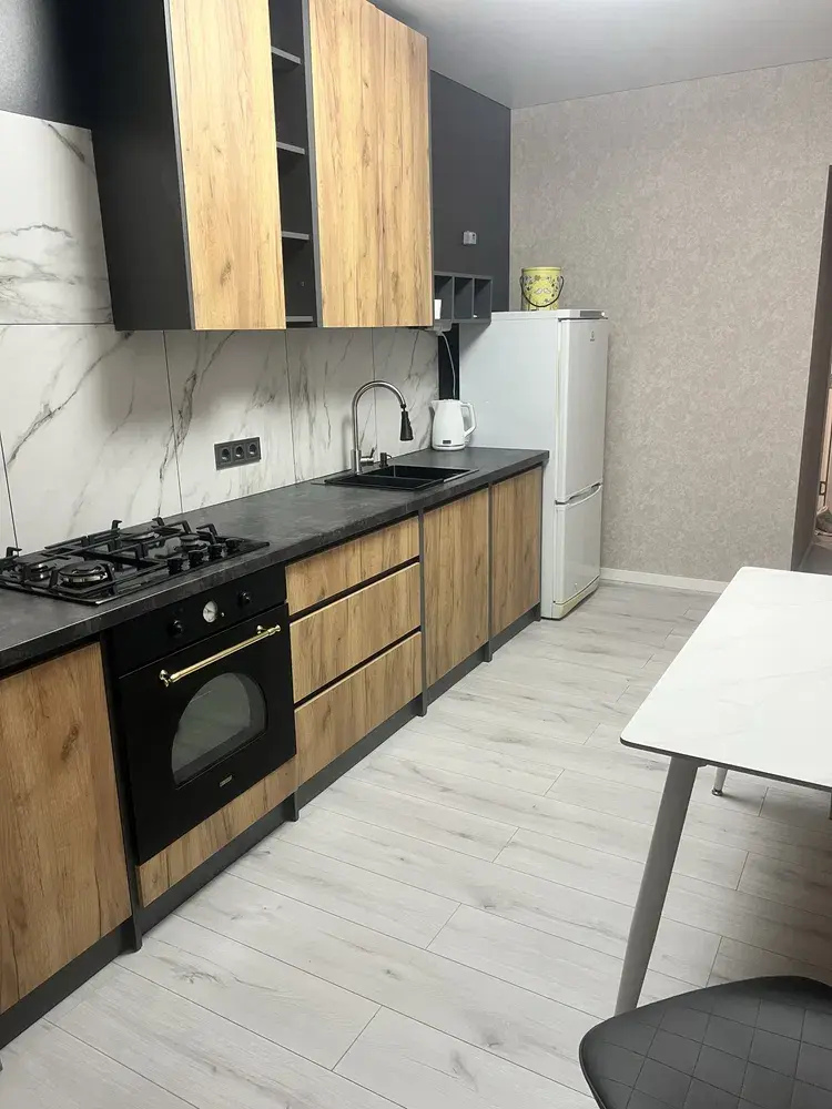 Квартира · 1 кімната — Центр