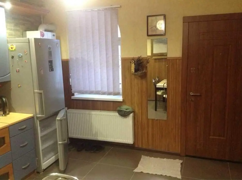 Будинок — Поділ